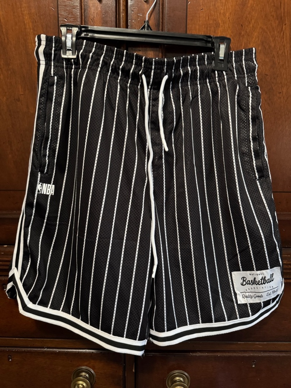 NBA Men’s Large Black and White Pinstripe Athletic Shorts